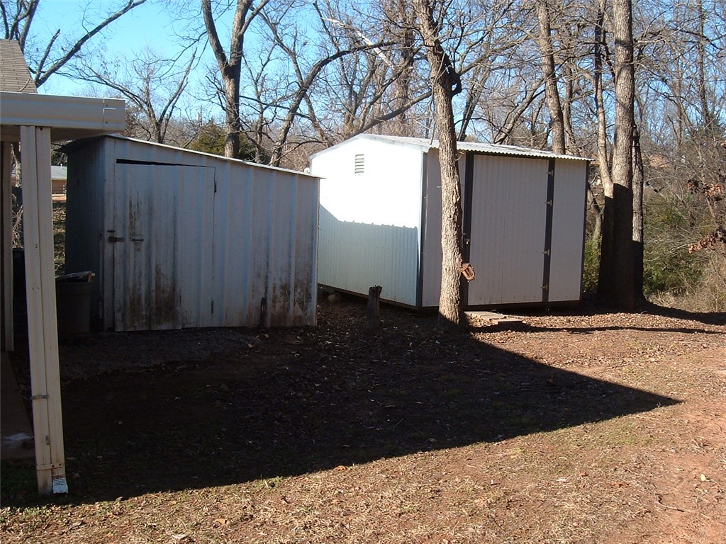 1105 Linden Ln, Noble, OK 73068