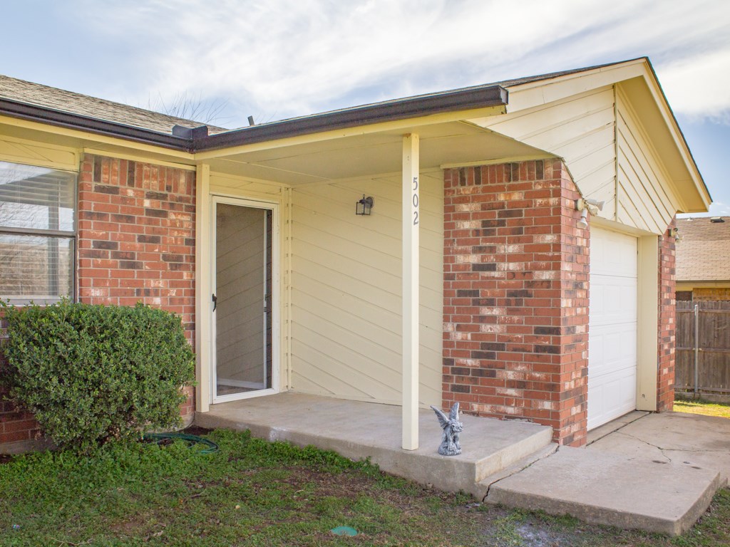 502 Holsey, Noble, OK 73068