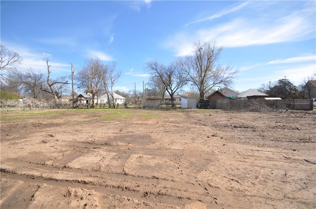115 W Hughbert, Norman, OK 73069