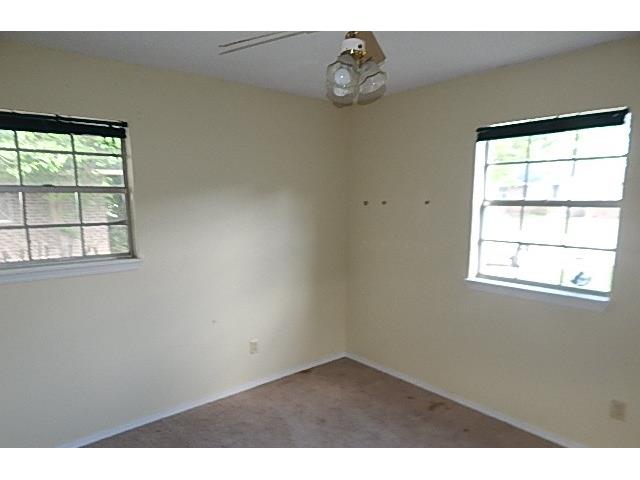 1510 Lakecrest DrNorman, OK, 73071Cleveland County