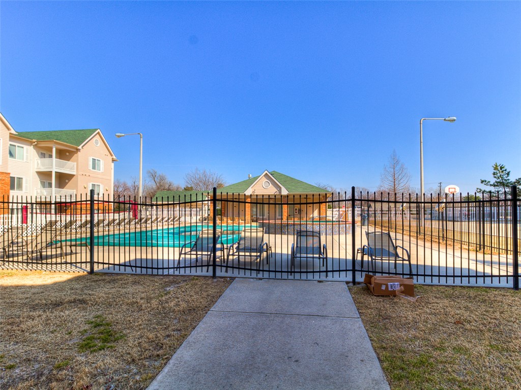 2200 Classen, Norman, OK 73071