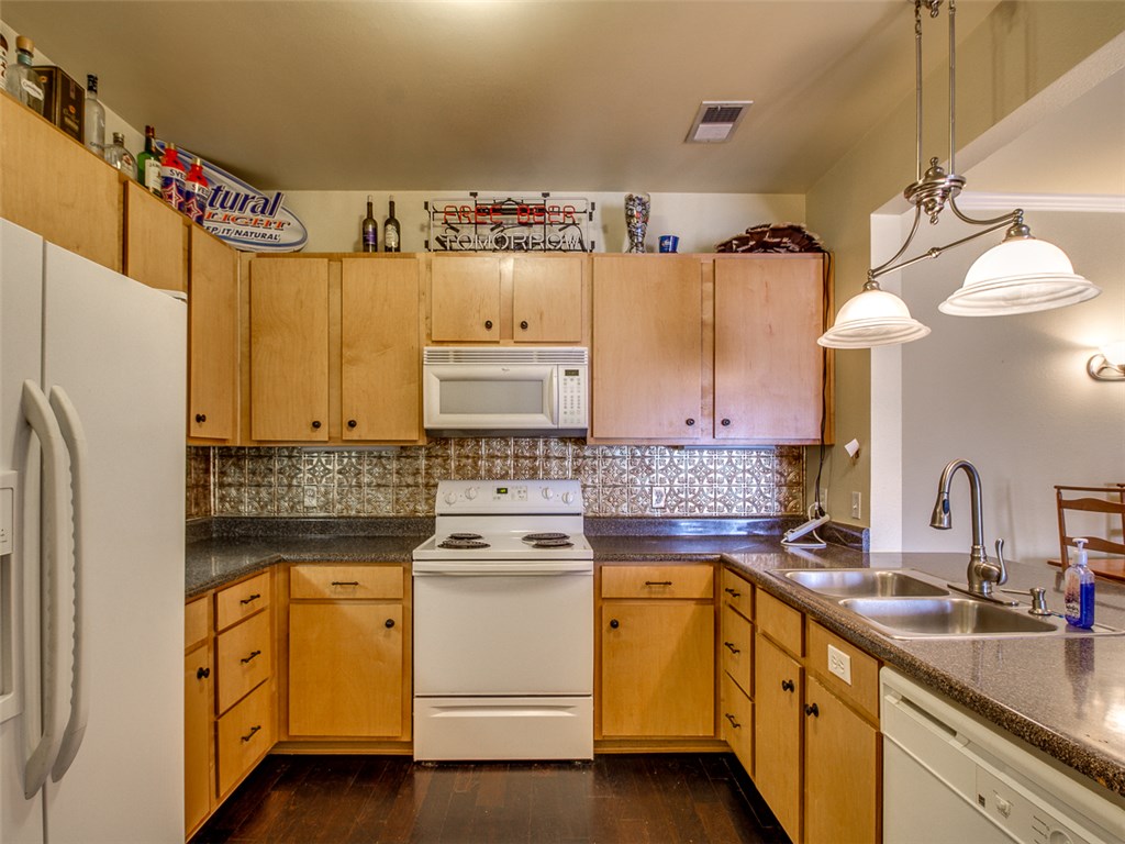 2200 Classen, Norman, OK 73071