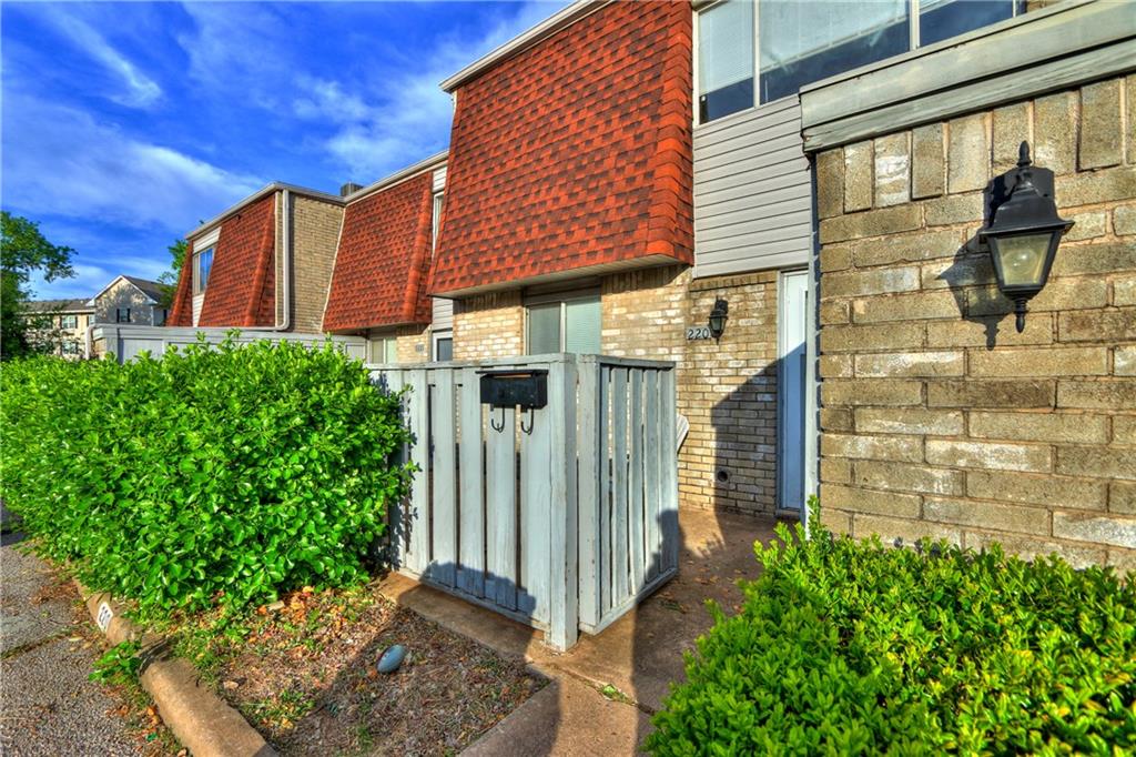 220 Justin Drive, Norman, OK 73071