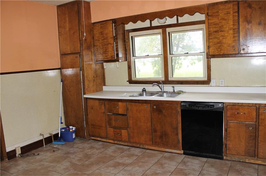 106 W Main, Paoli, OK 73074