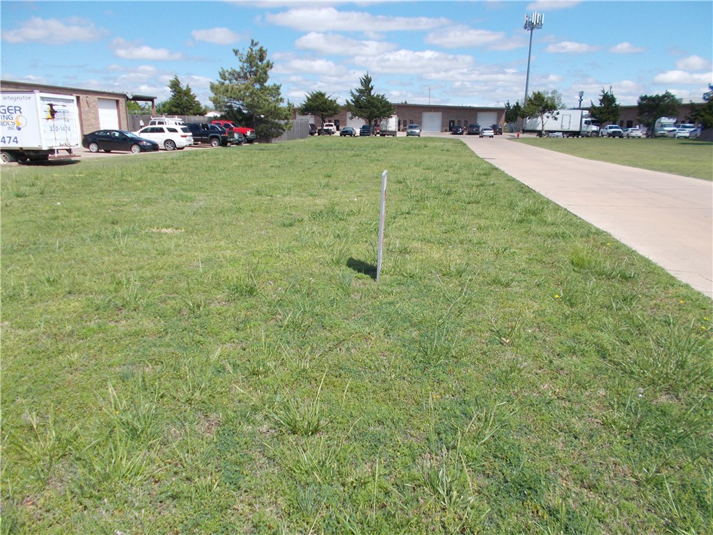 Fretz, Edmond, OK 73083