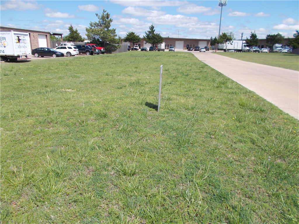 Fretz, Edmond, OK 73083