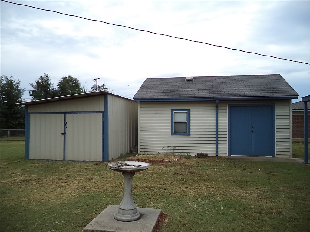 4612 N Douglas Boulevard, Spencer, OK 73084