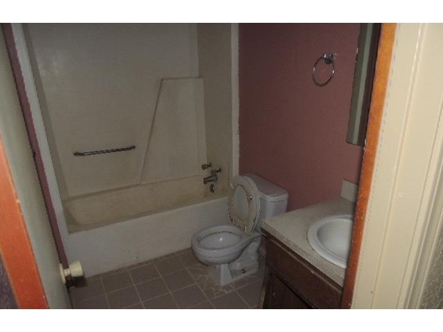 1229 County Street 2948Tuttle, OK, 73089Grady County