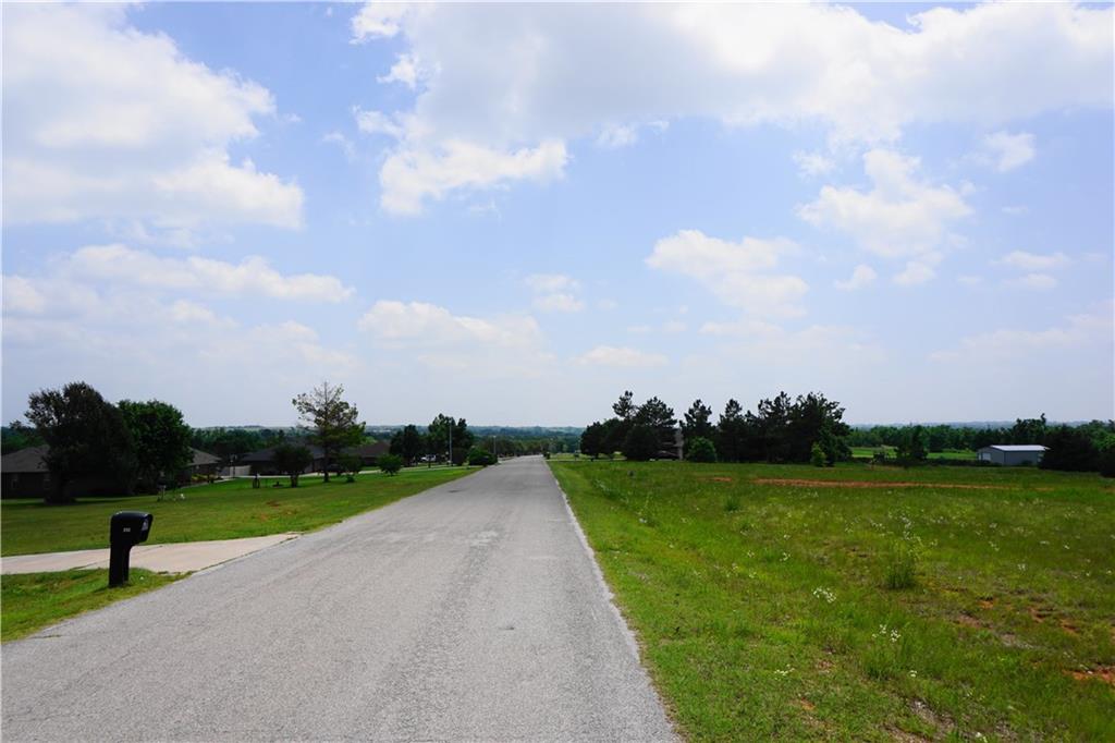 201 Willow Creek Drive, Tuttle, OK 73089