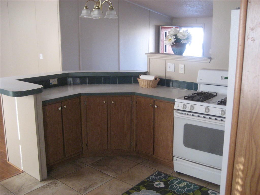 993 County Street 2948, Tuttle, OK 73089