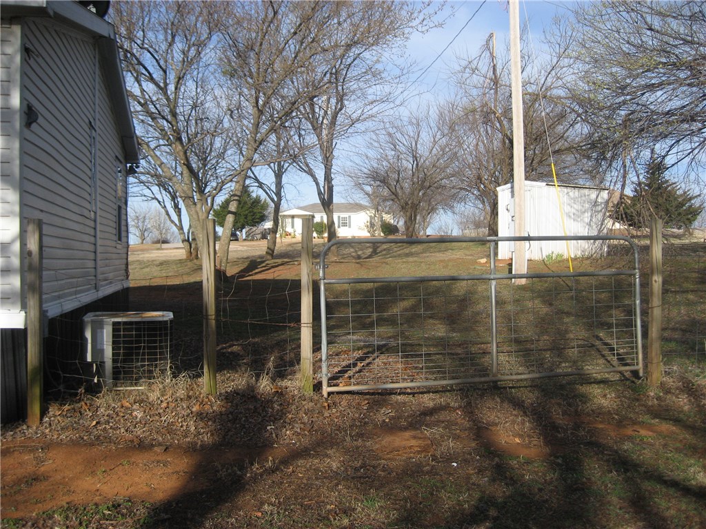 993 County Street 2948, Tuttle, OK 73089