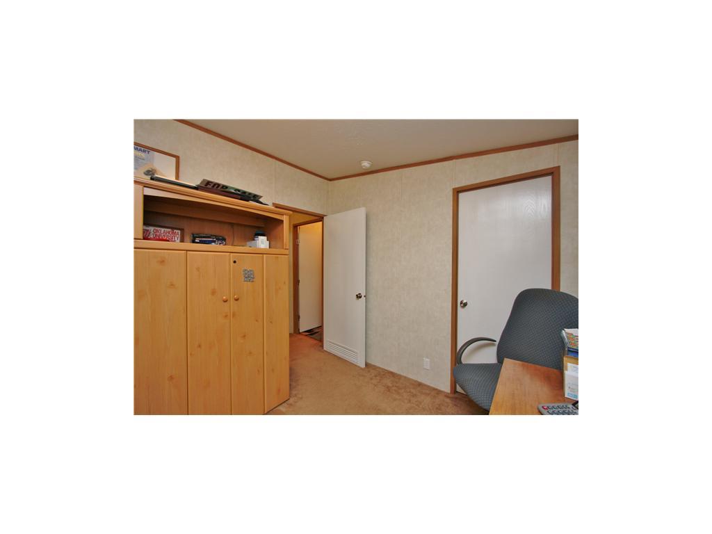 313 SAINT PAUL ST, Union City, OK 73090