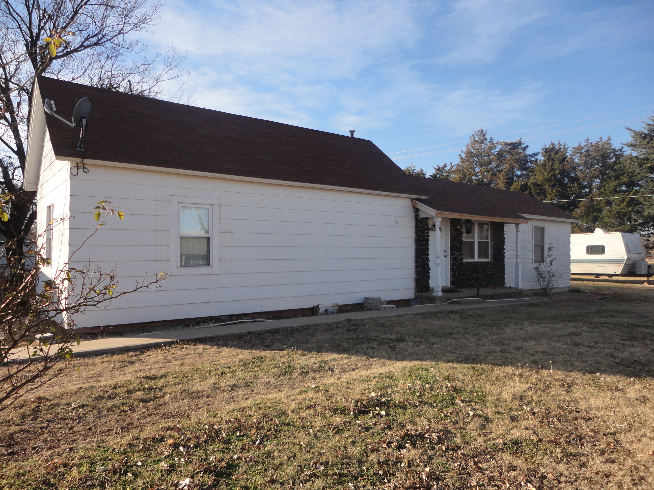 118 Locust, Verden, OK 73092