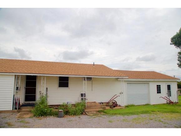 9900 N 2406 Rd, Weatherford, OK 73096