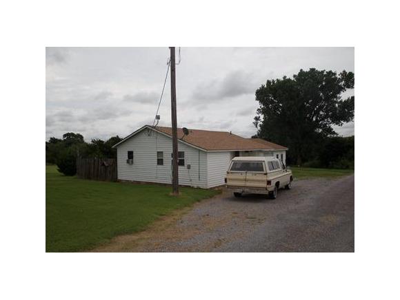 9900 N 2406 Rd, Weatherford, OK 73096
