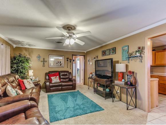 517 N Kansas, Weatherford, OK 73096