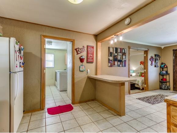 517 N Kansas, Weatherford, OK 73096