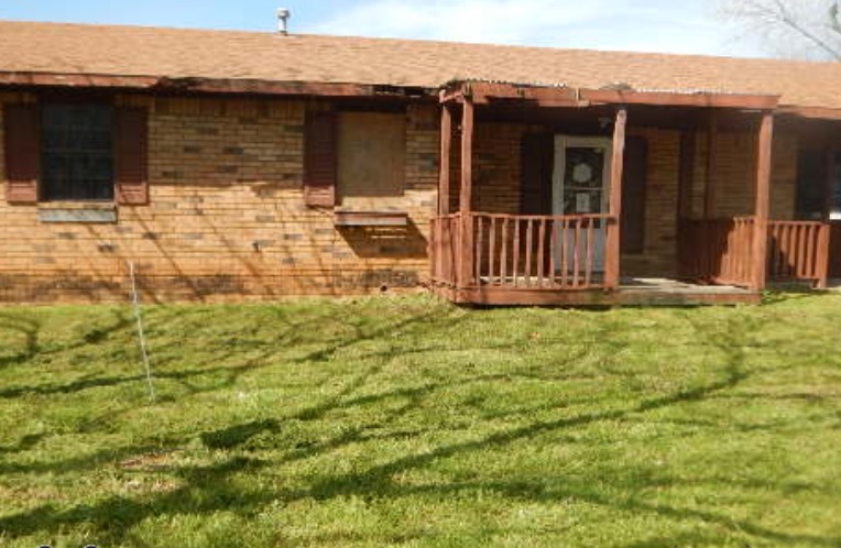 510 Eastgate Ave, Wynnewood, OK 73098