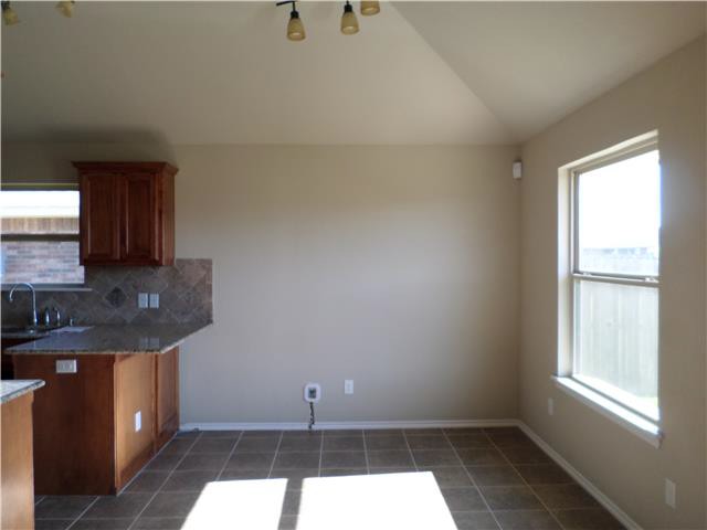 1112 Laurel Creek DrYukon, OK, 73099Canadian County