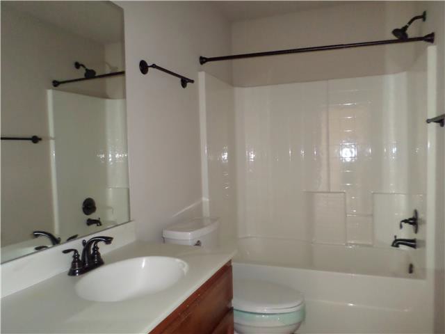 1112 Laurel Creek DrYukon, OK, 73099Canadian County