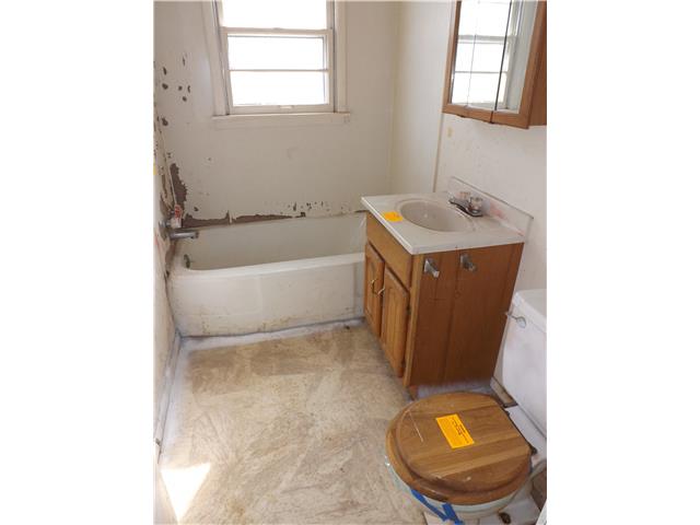 126 Poplar AveYukon, OK, 73099Canadian County