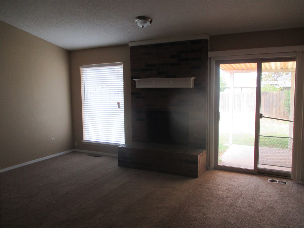 1353 Oswego Drive, Yukon, OK 73099