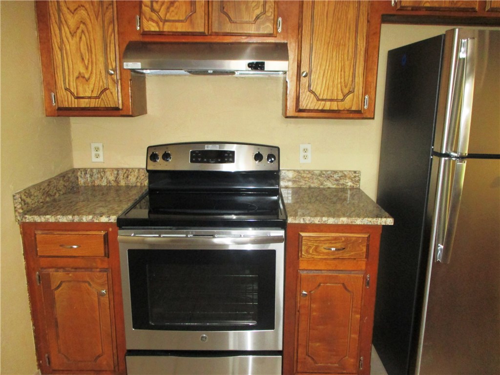 1353 Oswego Drive, Yukon, OK 73099