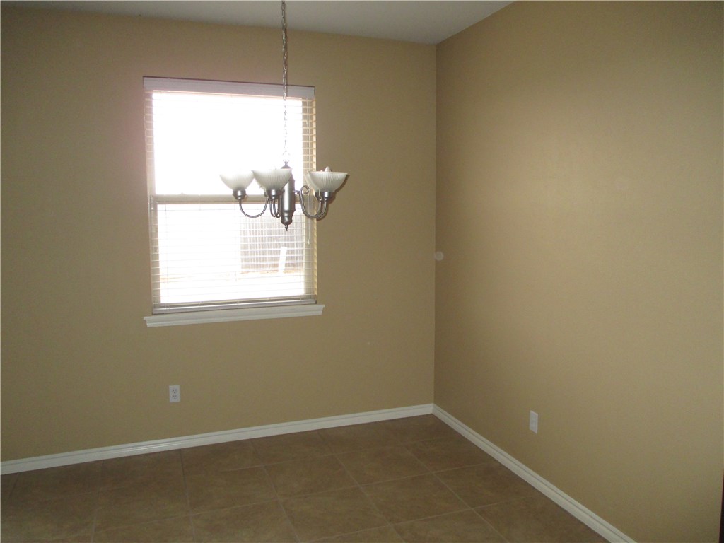 10609 SW 32nd Street, Yukon, OK 73099