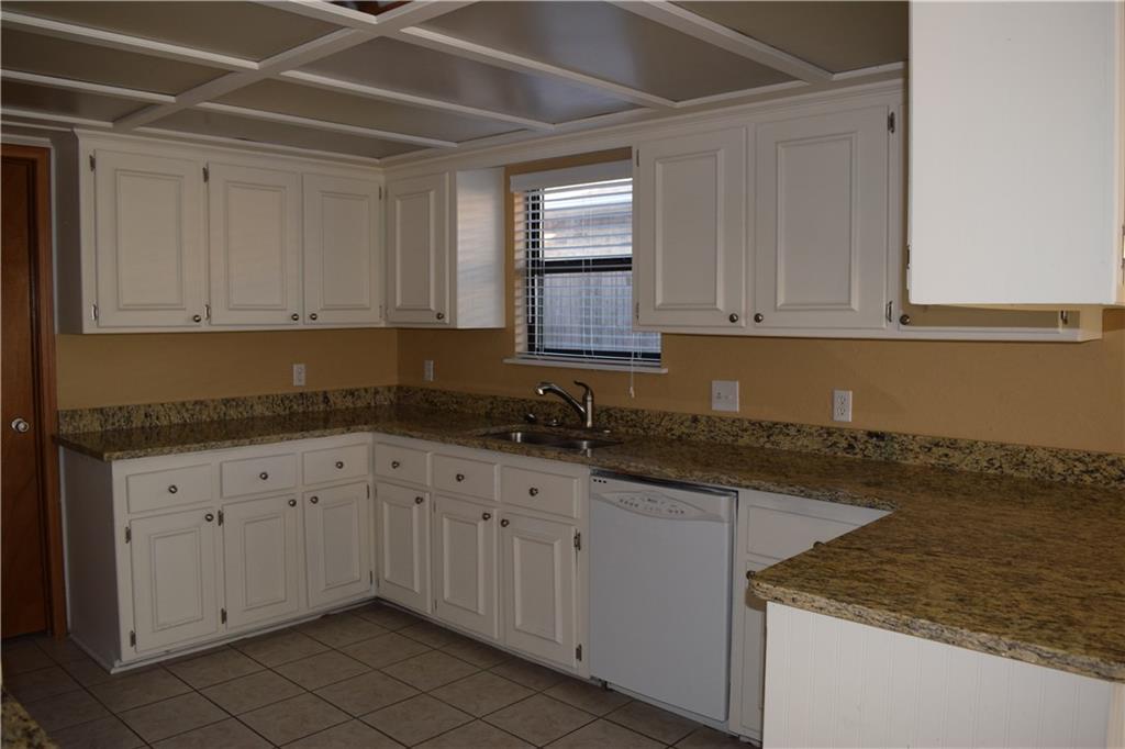 504 Sage Brush Road, Yukon, OK 73099