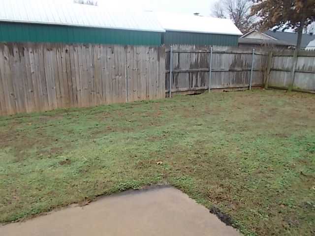 928 Linn Lane, Yukon, OK 73099