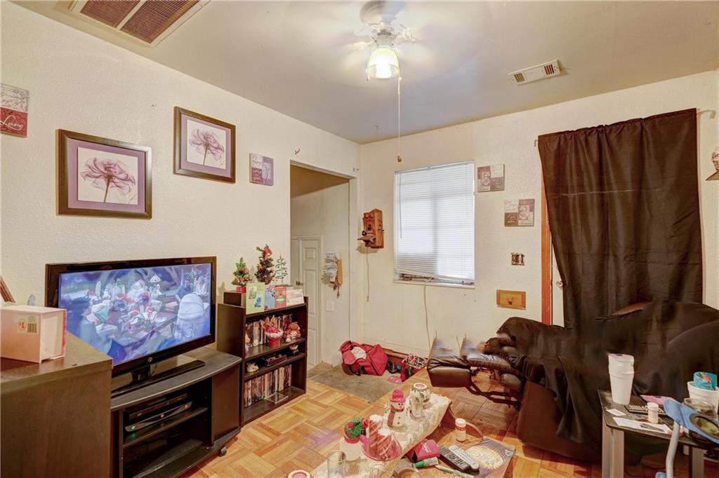 2736 W PARK Place, Oklahoma City, OK 73107
