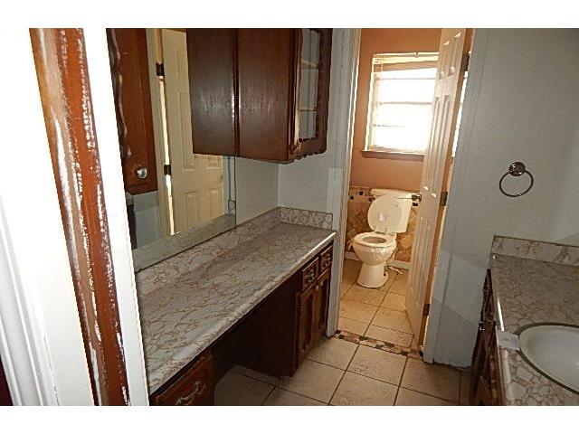 1513 Parkwoods TerOklahoma City, OK, 73110Oklahoma County