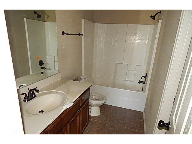 261 Cambridge DrOklahoma City, OK, 73110Oklahoma County