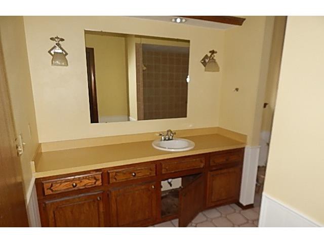1324 Damron DrMidwest City, OK, 73110Oklahoma County