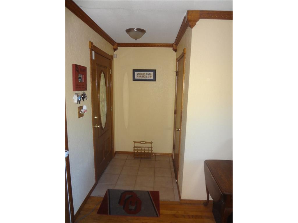 6005 SE 5th St, Midwest City, OK 73110