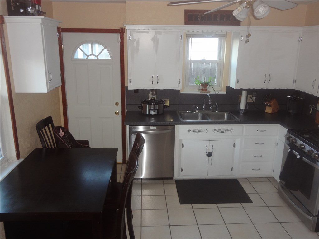 6005 SE 5th St, Midwest City, OK 73110