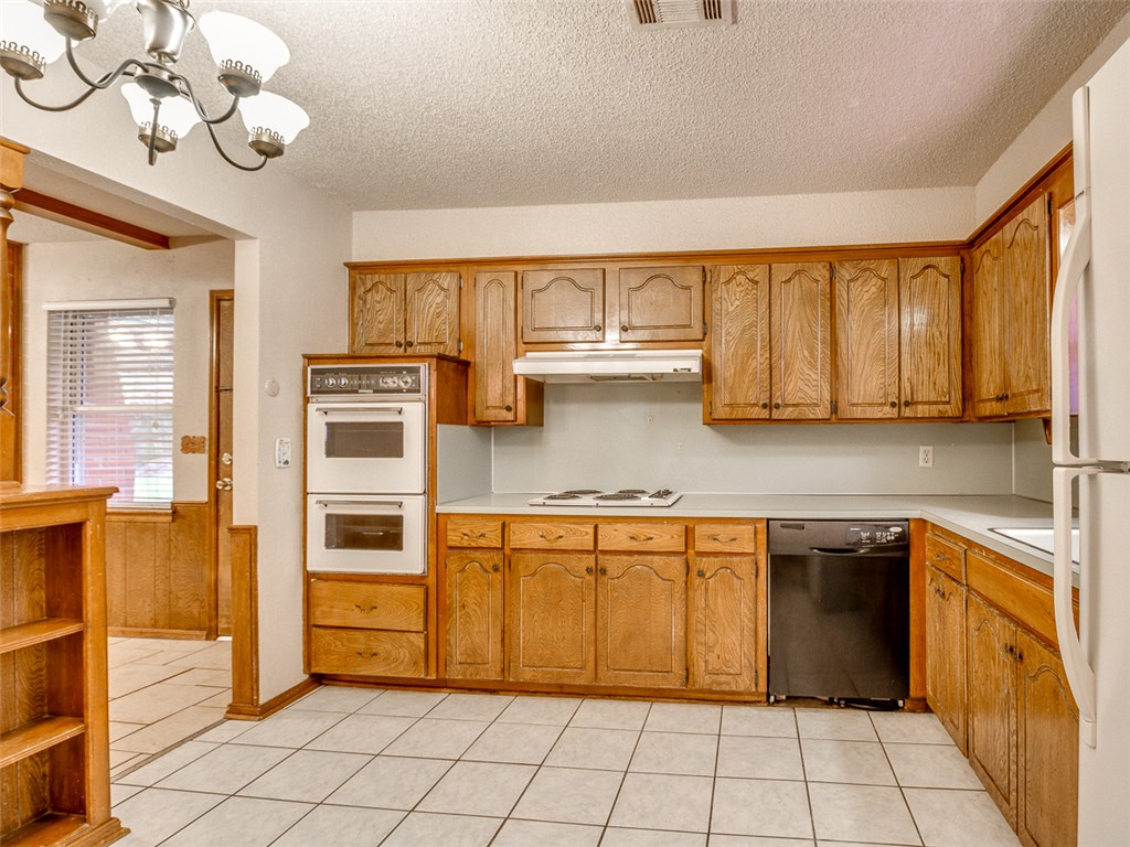 2917 Shadybrook Drive, Midwest City, OK 73110