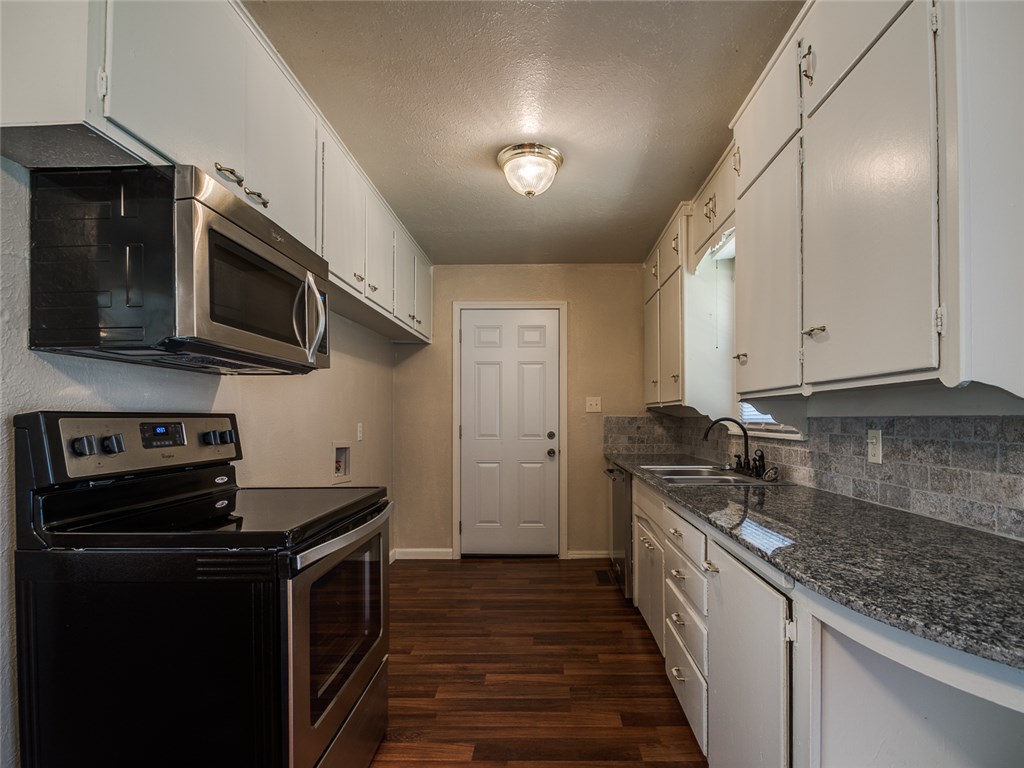 3825 Cashion Place, Oklahoma City, OK 73112
