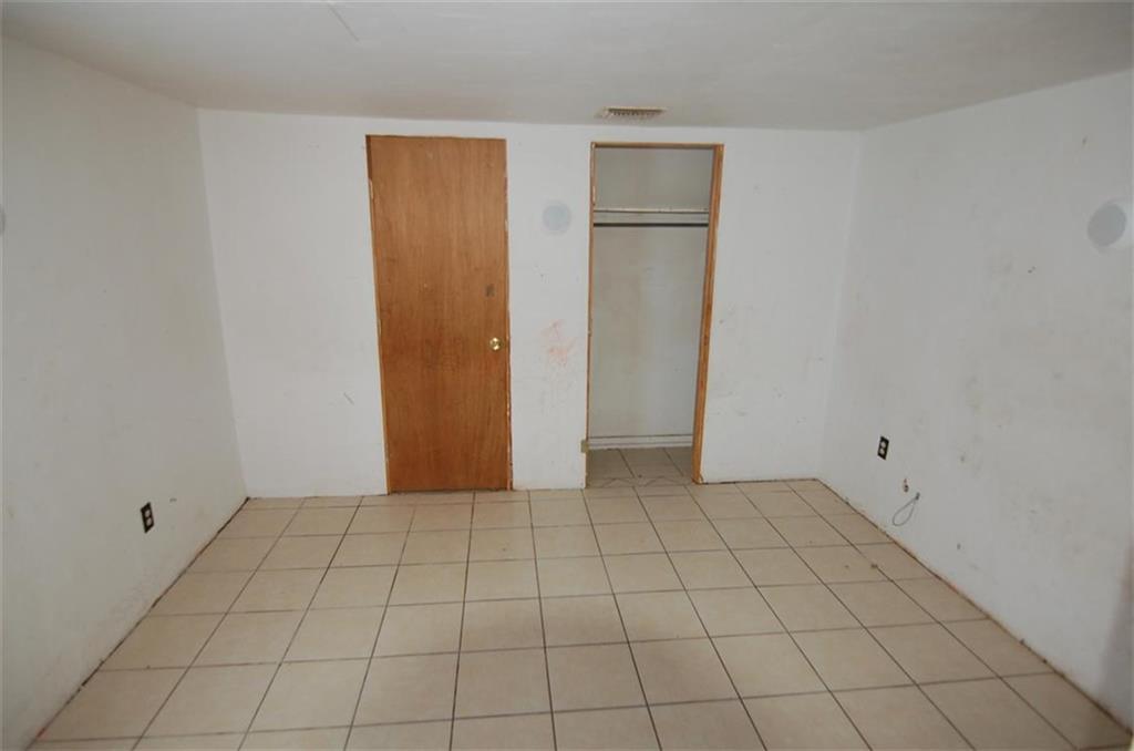 3929 Thomas Avenue, Del City, OK 73115