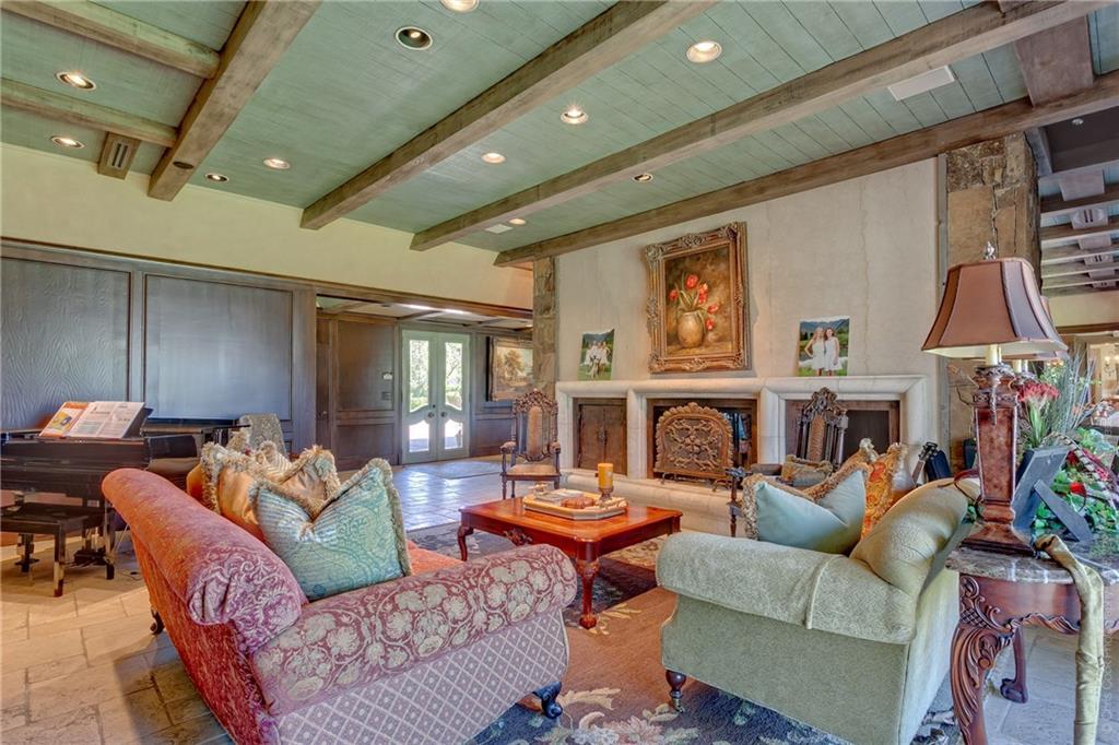 6917 NW Grand Blvd., Nichols Hills, OK 73116