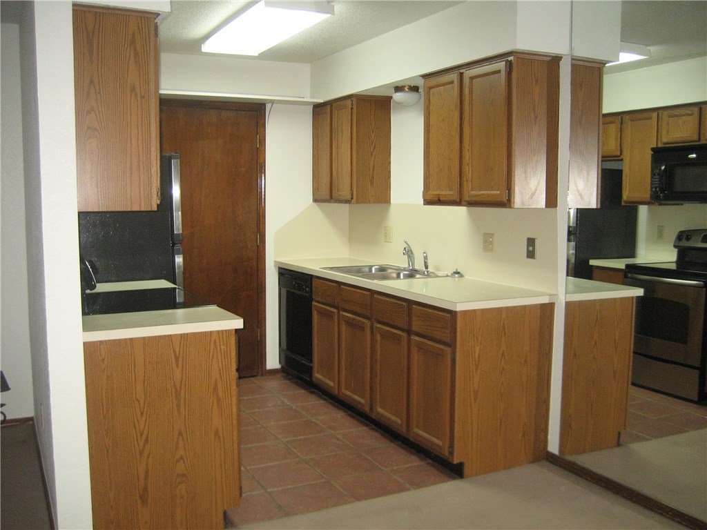 4400 Hemingway, Oklahoma City, OK 73118