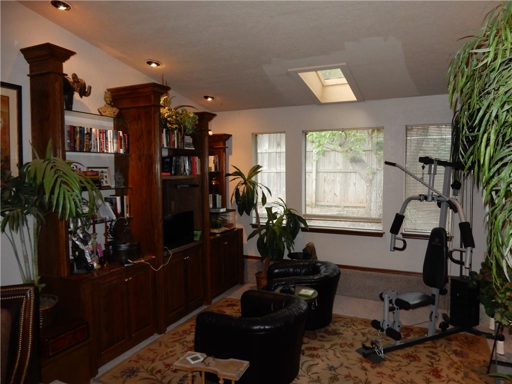 3217 Rain Tree Road, Oklahoma City, OK 73120