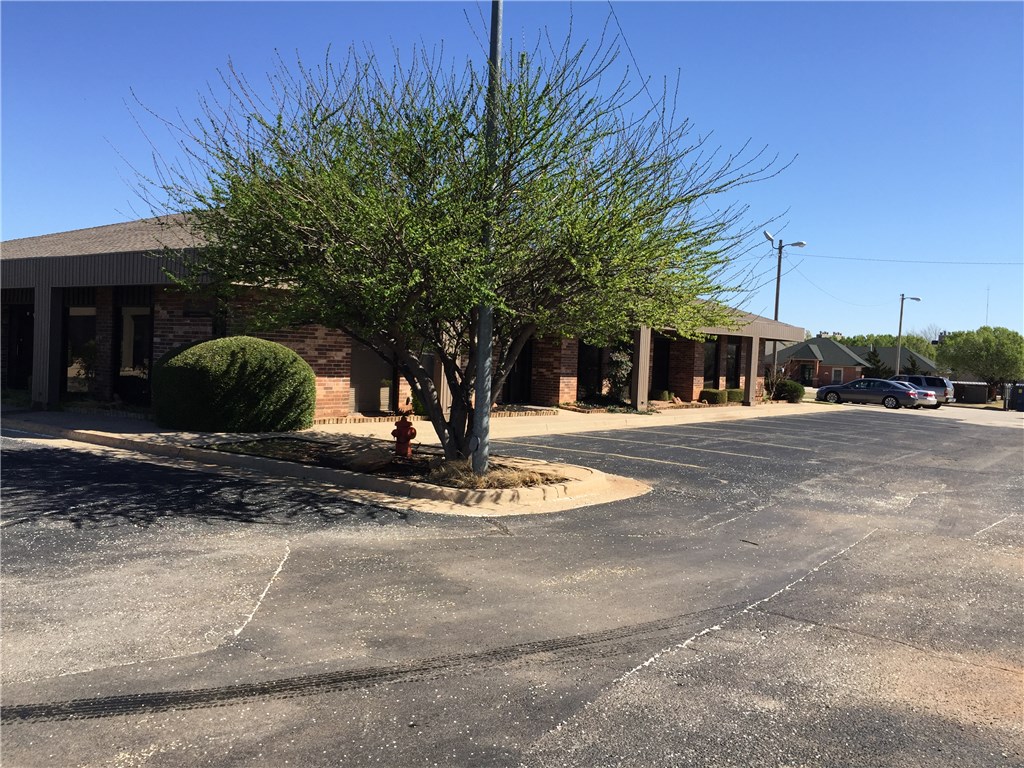 11912 N D4 Pennsylvania, Oklahoma City, OK 73120