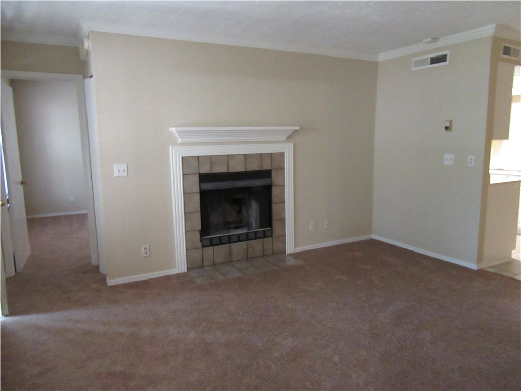 111800 S Stratrord Drive, Oklahoma City, OK 73120