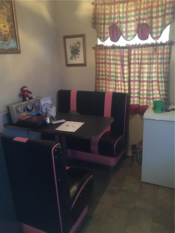 936 Valley View, Yukon, OK 73127