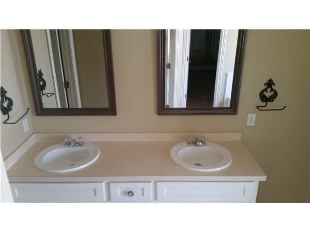11512 Devonbrook CtMidwest City, OK, 73130Oklahoma County