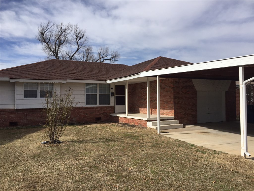 809 Lotus Avenue, Midwest City, OK 73130