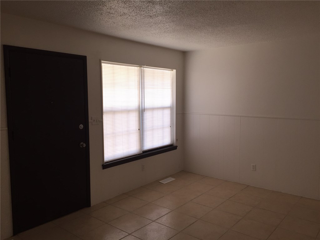 809 Lotus Avenue, Midwest City, OK 73130