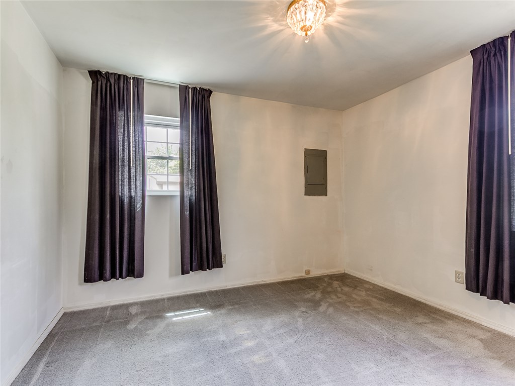 3015 SHADYNOOK Way, Midwest City, OK 73130