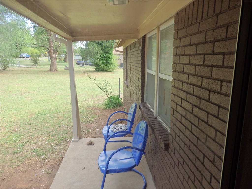 1137 N Post Road, Midwest City, OK 73130